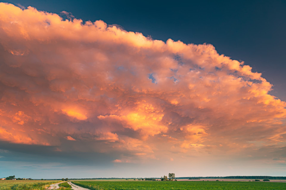 5 Reasons Why Spring's Weather is an Unpredictable Rollercoaster